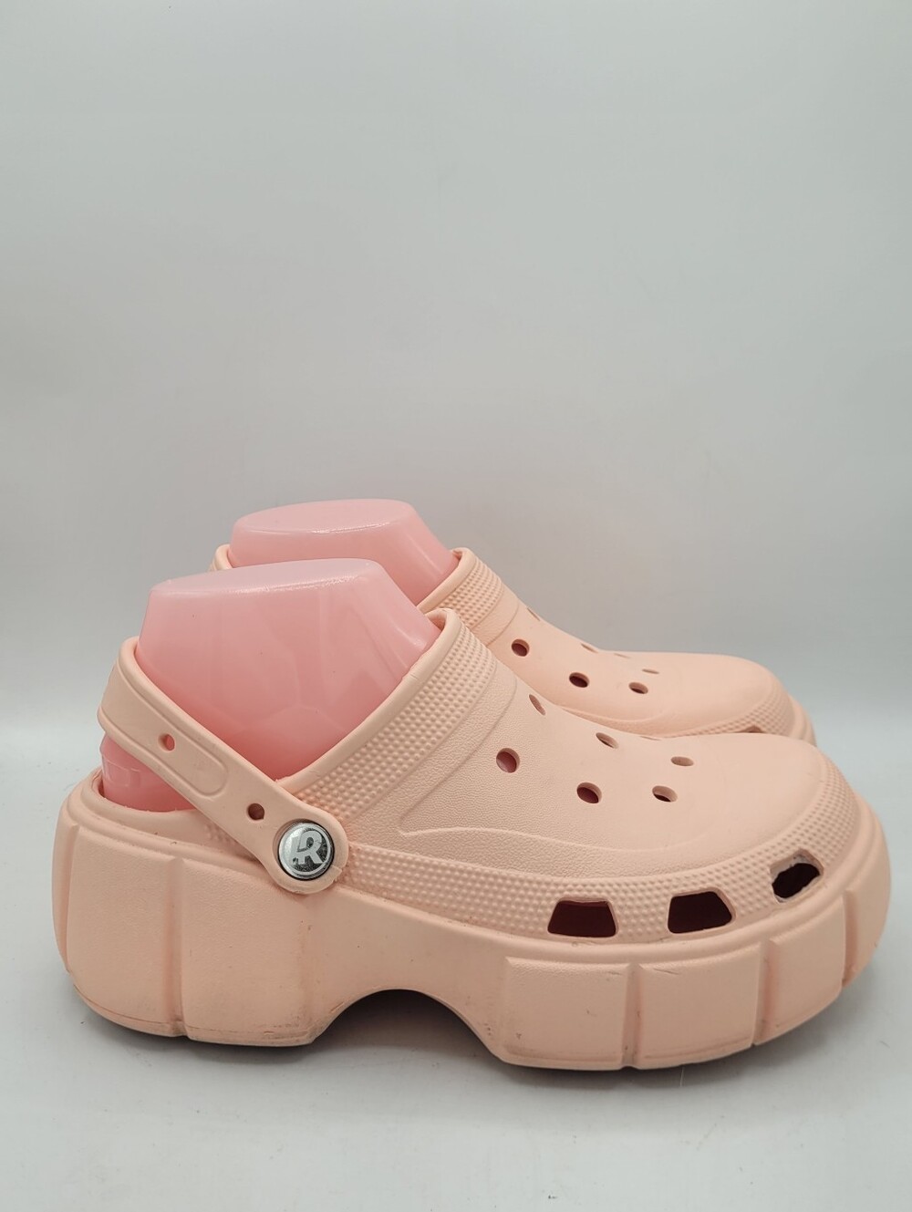 Chunky Platform Clogs Size 7 - Picture 4 of 16